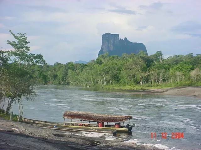 2 Portada Venezuela Amazonas Autana jpg webp
